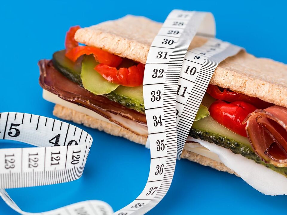 sandwich et centimètre pour régime 6 pétales