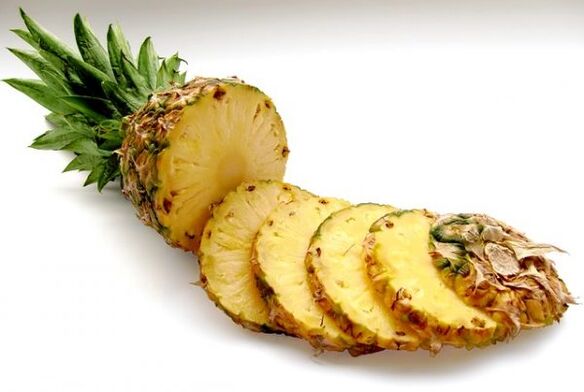 L'ananas est un aliment qui vous aide à perdre du poids. 